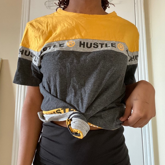 Hustle T-Shirrt - Picture 3 of 6